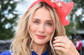 Select from premium natalia klimas of the highest quality. Natalia Klimas Creation Which Emphasizes Its Shape It Is Evident That Soon It Will Be A Lie