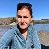 Elise Horvath's Instagram, Twitter & Facebook