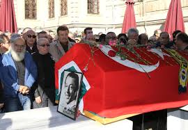We did not find results for: Sener Sen Ve Metin Akpinar Munir Ozkul Un Cenazesine Katilmadi Haberler Magazin