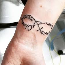 As a neverending loop with no beginning and no end birds are some of the most popular tattoos for men as they represent freedom. Top 41 Best Infinity Tattoos 2021 Inspiration Guide