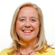 Een waslijst aan klachten kunnen vrouwen van 40+ ondervinden door de  natuurlijke afbraak van de hormonen Oestrogeen en Progesteron.