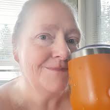 Julie Dewsbury (@dewsbury.julie) • Instagram photos and videos