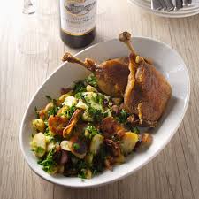 Confit De Canard Aux Pommes De Terre Sautees Recettes Recette Recette Canard Confit Pommes De Terre Sautees Confit De Canard