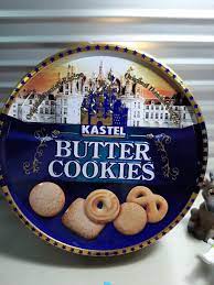 Cookie (loanword via cantonese 曲奇 kuk1 keì). Kastel ä¸¹éº¥å±‹å¥¶æ²¹æ›²å¥‡é¤…ä¹¾ä¸€ç›'340g ç¾è²¨ A017 Yahooå¥‡æ'©æ‹è³£