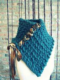 So Easy Yet The Finished Product Looks So Fabulous Crochet Crochet Shawl Crochet Scarf