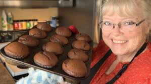 How to Get Sprinkles to Stick