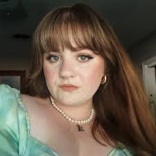 Christa Pollard's Instagram, Twitter & Facebook