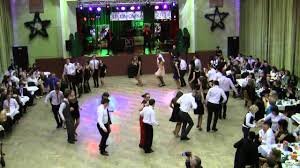 Taniec niespodzianka na studniówce we Wronkach 31. 01 .2014 - YouTube