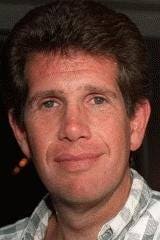 Prize-winning author Michael Dorris commits suicide