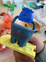 List of places the chum bucket is an unsuccessful fast food restaurant that is located right across the street from the krusty krab. Mcd Toy Chum Bucket 9gag