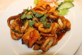 Anda bisa membelinya di pasar atau supermarket terdekat. Cumi Goreng Mentega Yum Kumparan Com