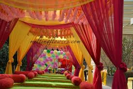 Perfect Mehendi And Sangeet Venues In Bangalore Wedding Venues Hotel Wedding Ritz Carlton Wedding