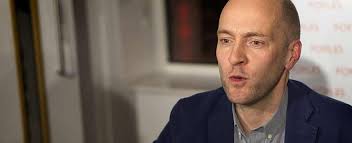 TADAH! Derren Brown's BEST Magic Tricks EVER (VIDEOS!)