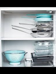 Use Letter Dividers Hung Sideways To Make A Place For Pans Astuce Rangement Rangement Poeles