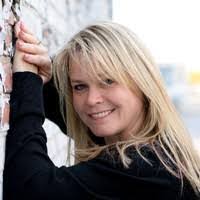 Malinda Gee's Instagram, Twitter & Facebook