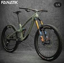 Pin By Maty On Bike Life Mtb Bike Mountain Bicycle Mountain Bike Mountain Bike Art
