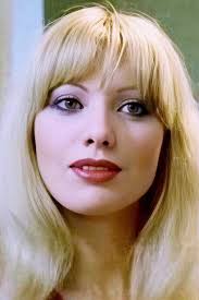 Laura CLAIR : Biography and movies