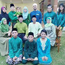 Download la episode 5 hehehe live. Encik Bunga Encik Sombong Episod 14