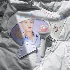 𝐦𝐬𝐤 on instagram しなもんおきにだよ 天気良すぎて汗汗 polaroid decoration kpop merch merch