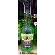 Zerstoße in einem becherglas limette, kiwilikör, zuckersirup und kiwi. Yaracuy Kiwi Licor De Kiwi Likor 18 Vol 700ml