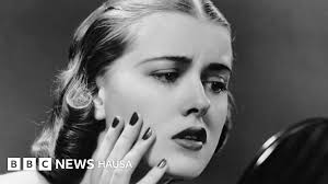 Menopause: Amsar tambayoyinku kan ko shekarun manyantakar mace na illa ga  rayuwar aurenta