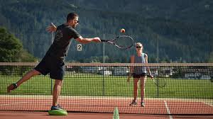 La compétition a lieu du 24 juillet au 1er août 2021 à kitzbühel en autriche. Tennis In Kitzbuhel Familienhotel Tirol Lisi Family Hotel Kitzbuhel