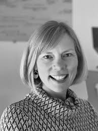 Emily Lesh's Instagram, Twitter & Facebook