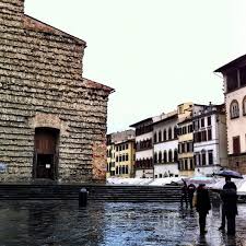 The basilica di san lorenzo is one of the largest churches of florence, italy, situated at the centre of the city's main market district, an. Piazza San Lorenzo Mercato Centrale Firenze Toscana