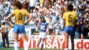 Scopri tutte le ultime notizie, il calciomercato, i risultati, il calendario, la formazione e le statistiche su yahoo sports. Calcio Mondiali Paolo Rossi E Quella Mitica Tripletta Al Brasile Nel 1982 Eurosport