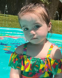 Bethany Squires's Instagram, Twitter & Facebook