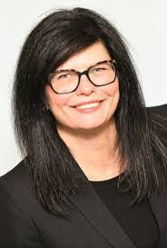 Sarah Mcelveen's Instagram, Twitter & Facebook