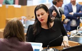 'zoon femke halsema betrokken bij inbraak met nepwapen. Politiek A Twitter Forum Voor Democratie Amsterdam Wil Opheldering Van Femke Halsema Over Arrestatie Zoon Https T Co Pdpzwkjcmi Https T Co Bdxjrcx3jo Politiek Https T Co Qnpokixgkw