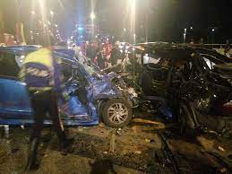 Kata orang tak sah kalau ada kereta tak eksiden. 3 Mangsa 1 Lelaki Info Kemalangan Bencana Malaysia Facebook