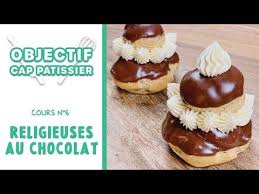 Objectif Cap Patissier N 6 Les Religieuses Au Chocolat Youtube Cap Patissier Patissiere Recette Beignet Sucre