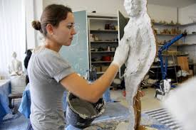 Im allgemeinen ist gips weiß und wird je nach damit kann man ganz einfach gipsbinden selber machen bzw. Beton Skulpturen Selbst Gemacht Beton Campus