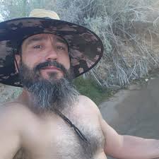 Looking for paddle boarding friends in Lake Havasu