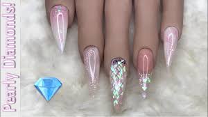 A brand new acrylic collection composed of 48 luxurious glitter and color acrylic powder. Pearly Diamond Acrylic Nails Nail Sugar Naio Nails Youtube