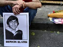 Berkin elvan'ın yaralanmasına ilişkin başlatılan soruşturmada, 12 mart 2014 tarihinde 4 polis memuru ifade verdi. Berkin Elvan In Babasi Sami Elvan Eren Bulbul De Benim Cocugum Independent Turkce