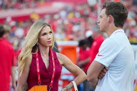 Chiefs Heiress Gracie Hunt’s Diamond Moment Steals the Show at Bridal Celebration