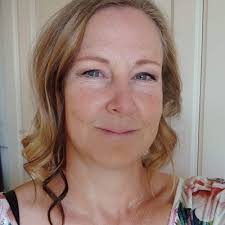 Efter 5 års studier till civilingenjör inom energiteknik och ett givande  examensarbete hos Saab så ser jag fram emot att få komma tillbaka och jag  är numera Systemingenjör på Saab! 💐