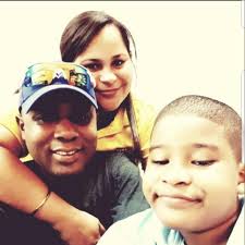 teledisaroatan #noticiasderoatan Hoy le dieron Cristiana sepultura a  Jessica Ulloa joven que hace unos días a balazos le quitaron la vida en  French Harbour, familiares piden Justicia y que den con la