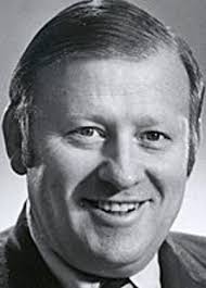 Former Washington athletic director Joe Kearney dies