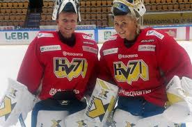 3e matchen nu , och spelarna börjar vakna till och vänja sig vid spelet, rakhshani och krog börjar komma igång nu, davidsson börjar vakna, det är viktigt. Axelent Steps Up The Sponsoring To Hv71 Women