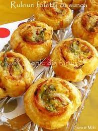 O tava de cremsnit cu crema de vanilie clasica, de patiserie. 61 Foietaje Ideas ReÈ›ete Culinare Mancare GÄƒtit