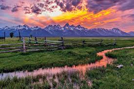 Aug 07, 2021 · book your ski vacation or summer adventure now. Great Escape Jackson Hole The Land That Time Forgot Orange County Register
