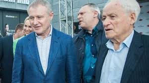 Григорий михайлович суркис — украинский бизнесмен и политик, футбольный функционер. Grigorij Surkis Poluchil Podarok Pochti Na 25 Millionov Futbol 24