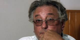 Ce n'est qu'après ce drame qu'elle va l'établissement est situé au milieu d'une cité gangrenée par la drogue. Le Pere D Emiliano Sala Est Decede Trois Mois Apres La Mort De Son Fils