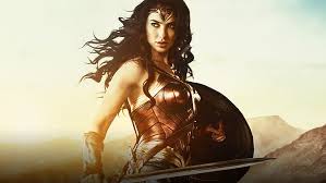 Wonder woman is a 2017 american superhero film based on the dc comics character of the same name, produced by dc films in association with ratpac entertainment and chinese company. Gal Gadot Wonder Woman Model Schauspielerin Bildschirmhintergrund Wallpaperbetter