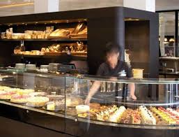 Die Confiserie In Munchen Pralinen Kuchen Kaffee Cafe Luitpold