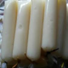 Pembuatan tapai melibatkan umbi singkong sebagai substrat dan ragi tapai (saccharomyces cerevisiae) yang dibalurkan pada umbi… Resep Cara Membuat Es Lilin Tape Singkong Bummbu